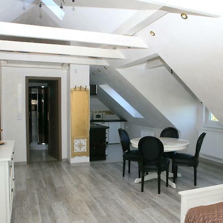 Gosciniec W Malborku Apartment Ngoại thất bức ảnh