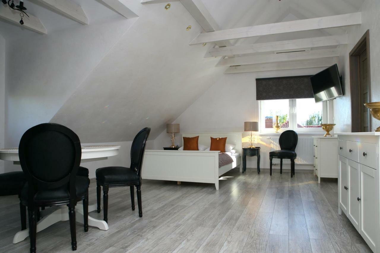 Gosciniec W Malborku Apartment Ngoại thất bức ảnh